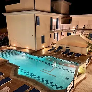 borgo-al-mare.hotelinveneto.com/